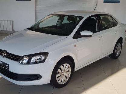Volkswagen Polo 1.6 АТ 2015 Белый
